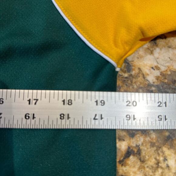 Oakland A’s MLB Yellow & Green Jersey with #35 English Adult Medium - Picture 4 of 5